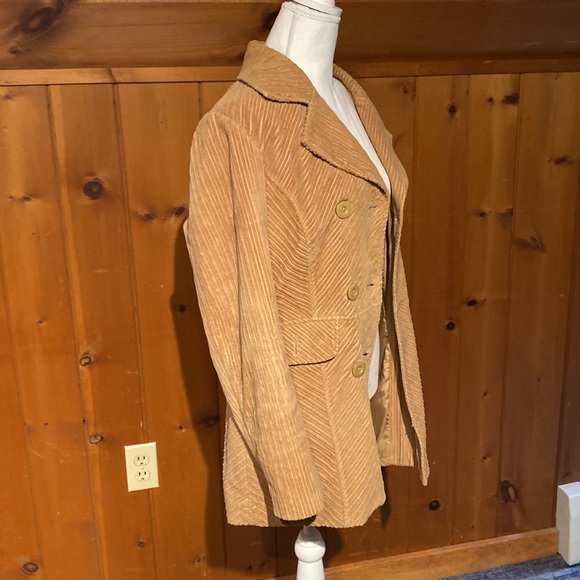 Tan retro corduroy blazer medium in size - Picture 7 of 12
